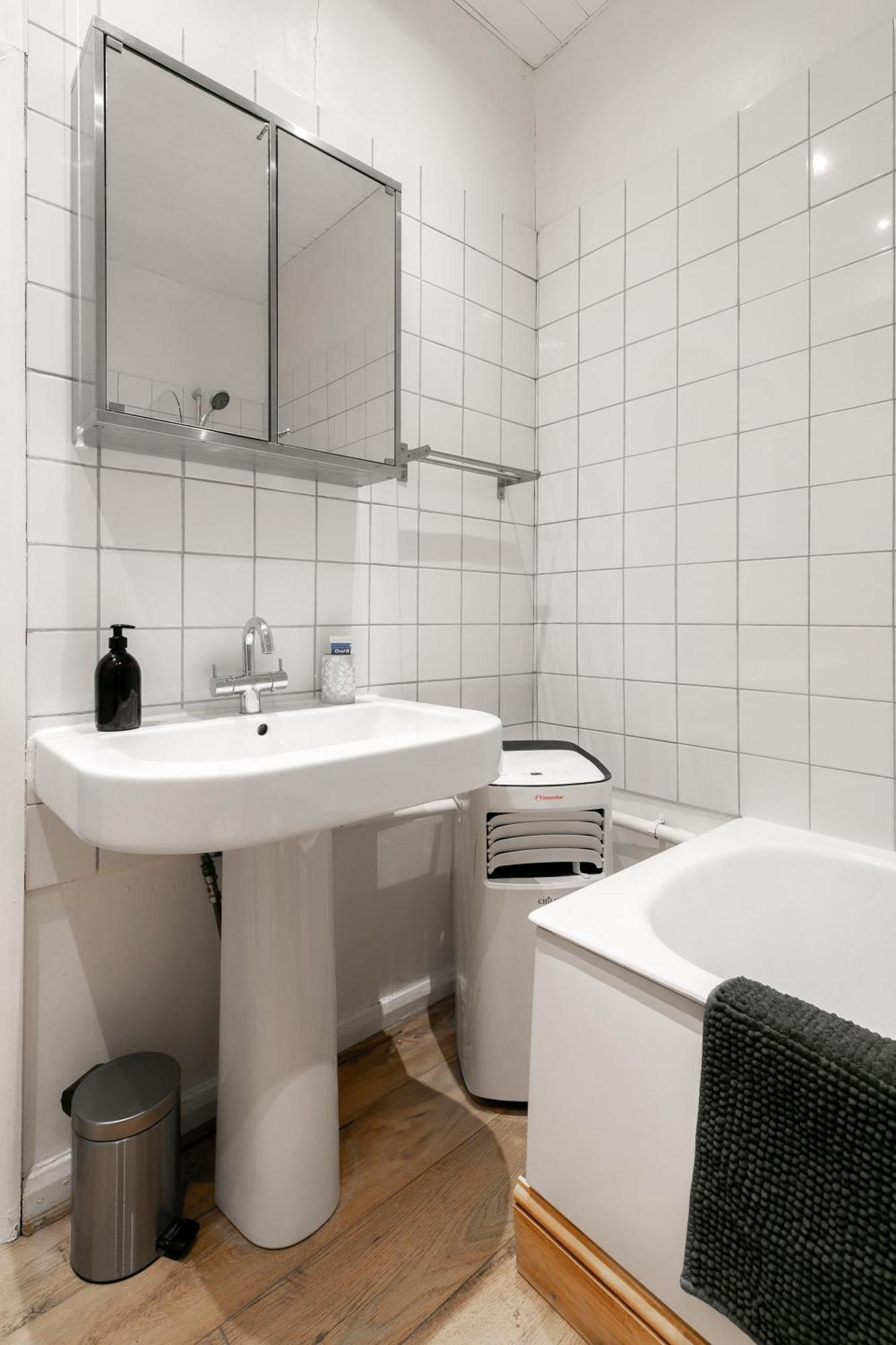 Artistic Pied-A-Terre, Steps From The Tube, Moments From London'S Heart Apartment Exterior photo
