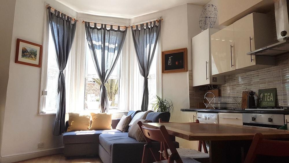 Artistic Pied-A-Terre, Steps From The Tube, Moments From London'S Heart Apartment Exterior photo